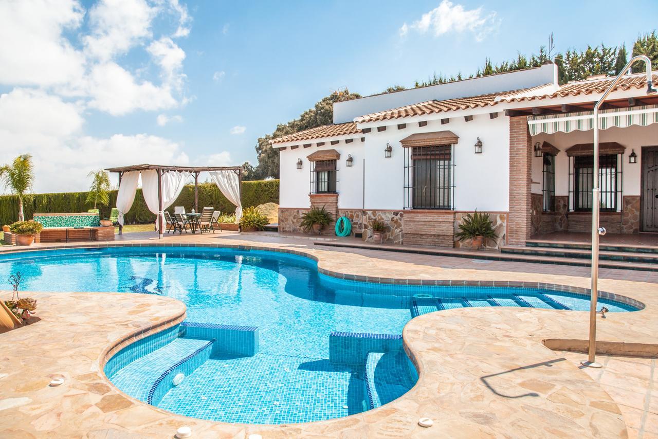 Cubo'S Villa Ruiz Альхаурин-эль-Гранде Экстерьер фото