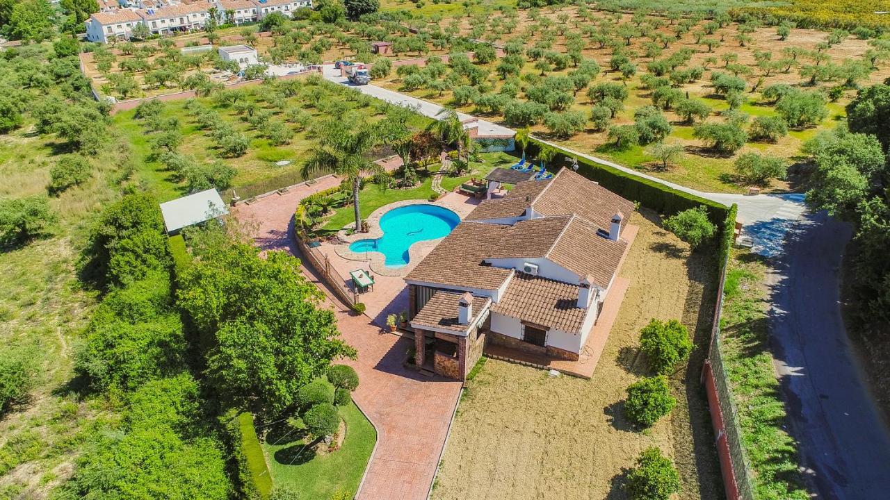 Cubo'S Villa Ruiz Альхаурин-эль-Гранде Экстерьер фото